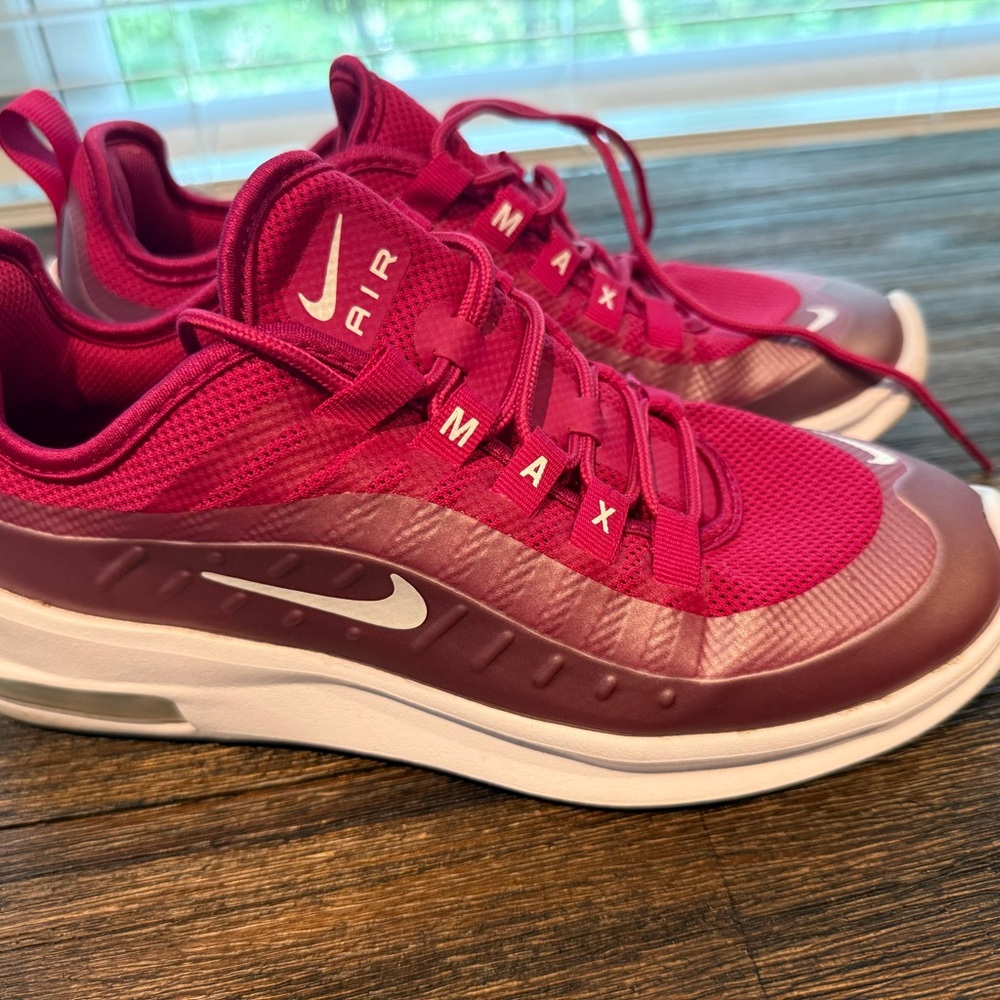 Nike Air Max Pink Sneakers